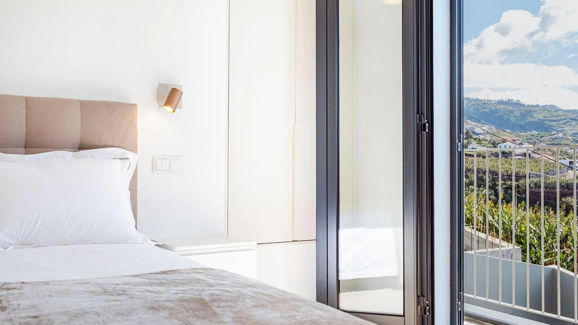 Cocoon House Villa Canhas Nyaraló